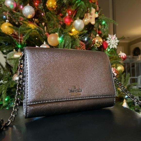 kate spade Handbags - Kate Spade small crossbody bag